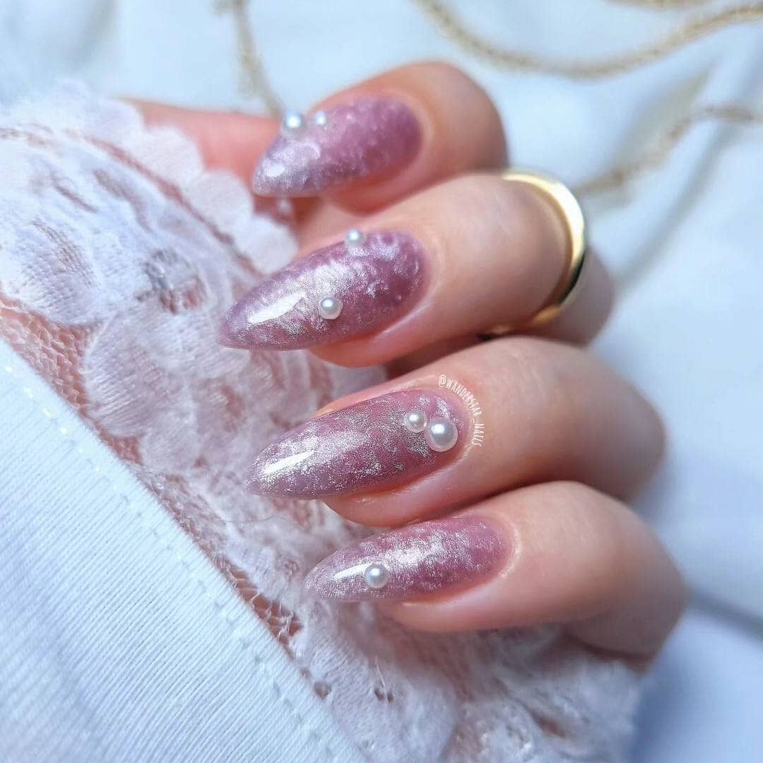 Gorgeous Pink and White Pearl Diffused Nails